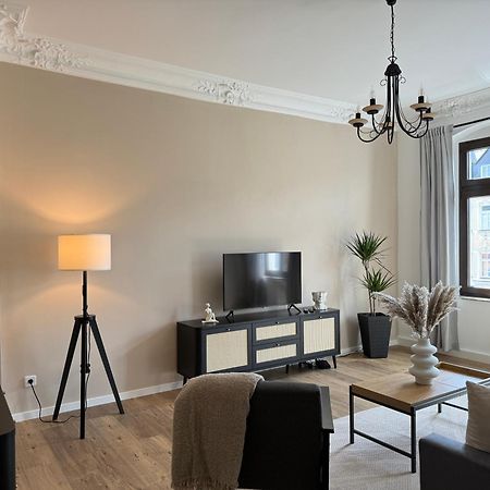 Stylisches Appartement Im Jugendstil-Viertel เคมนิตซ์ ภายนอก รูปภาพ